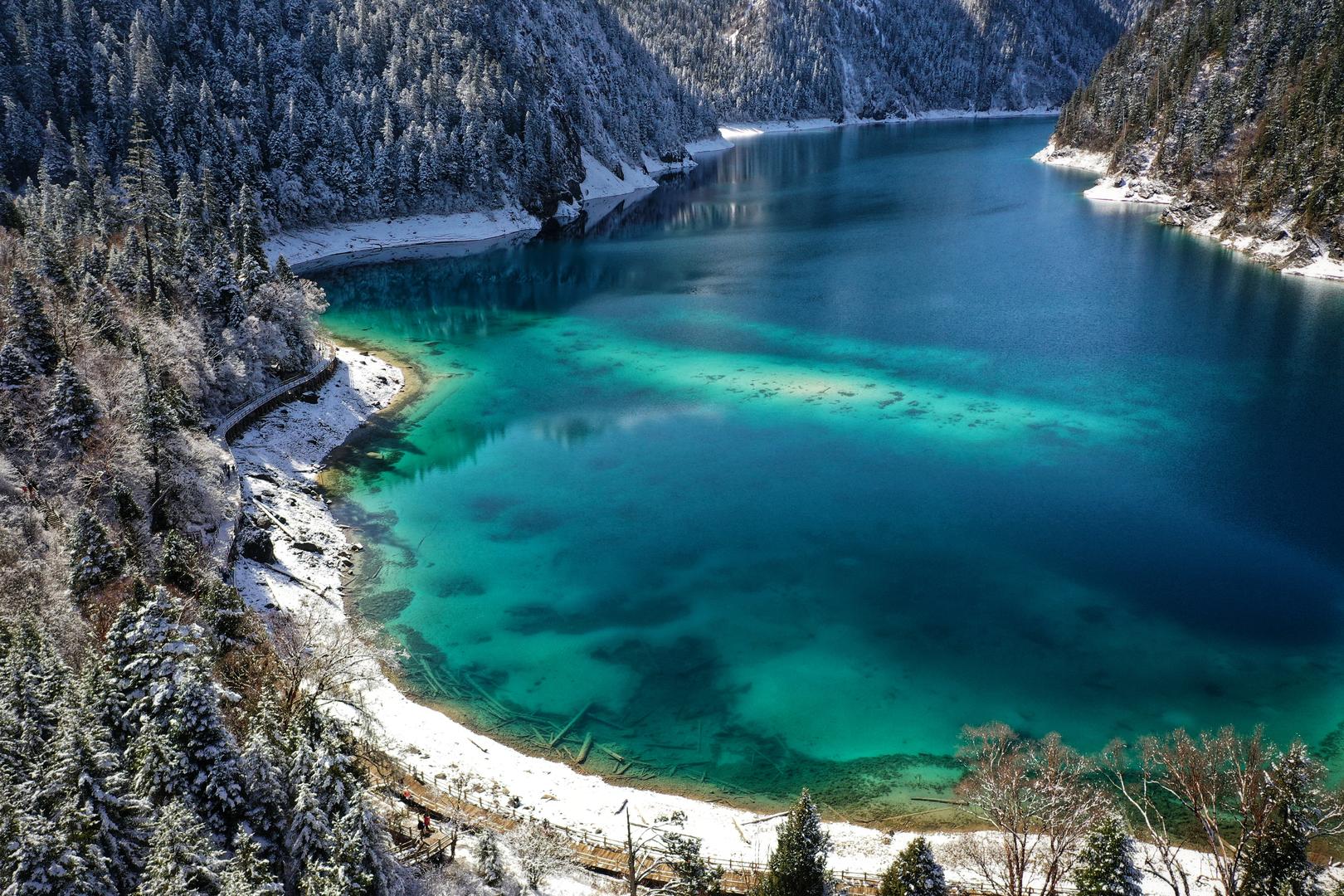 旅游复苏九寨沟今年接待游客已突破50万人次4月1日起实行旺季票价