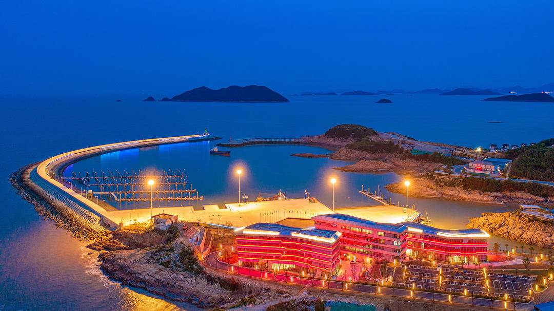 亚帆中心夜景 &nbsp;象山县亚运办供图