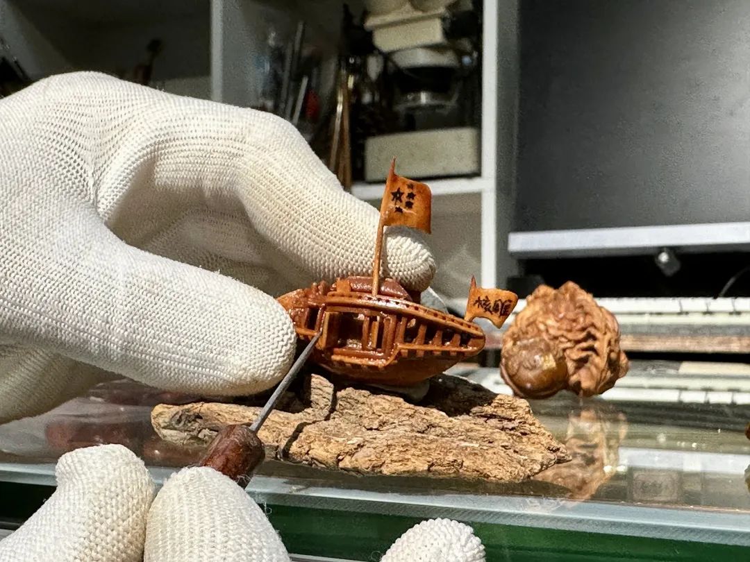 方寸之间起舞,一刀一刻风华!走进雷州核雕隐秘的世界