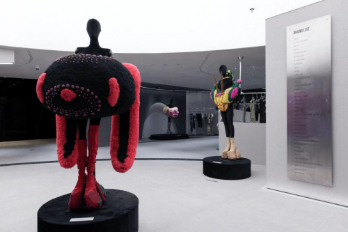 　　(WINDOWSEN HAUTE COUTURE EXHIBITION)