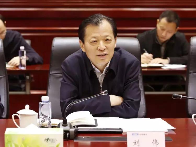 北京市委副书记刘伟与中国通号党委书记,董事长周志亮开展调研座谈