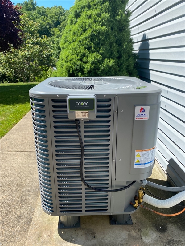 　　安装在美国本土别墅的Ecoer 外机