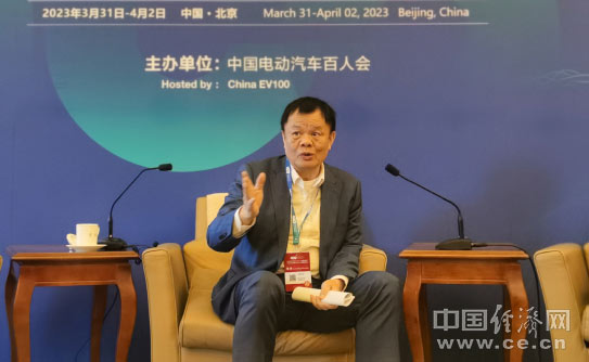 创维汽车今年目标4万辆黄宏生谈造车敬畏之心