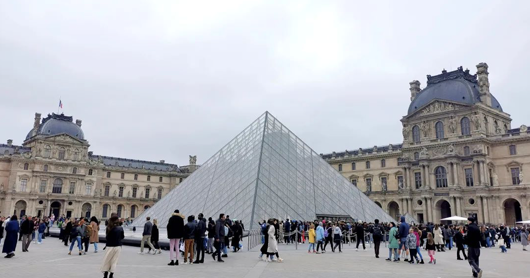 （来源：看头条网）