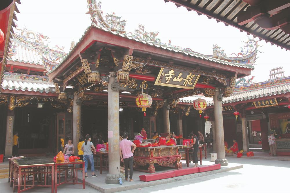 安海龙山寺安海龙山寺俯瞰图安海龙山寺又称天竺寺,位于晋江市安海镇