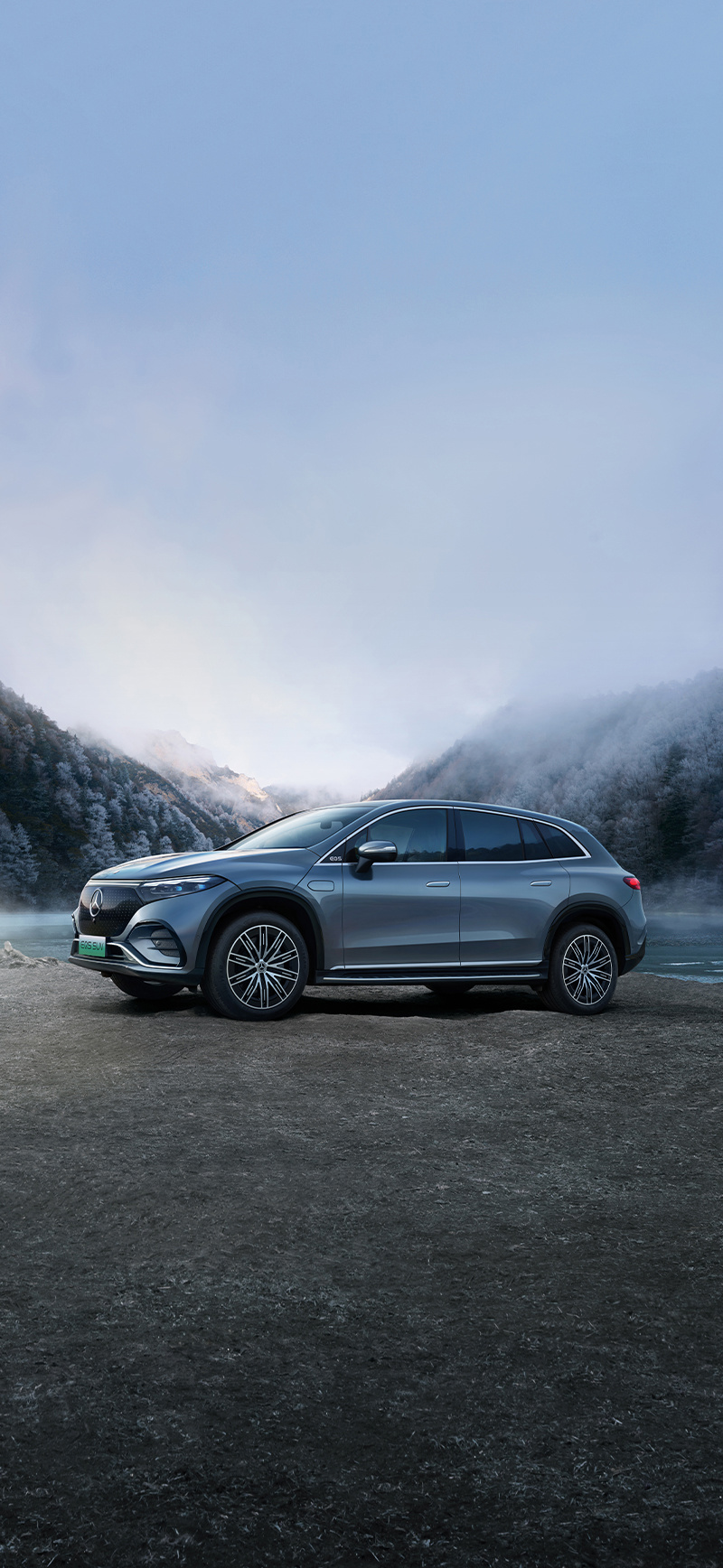 奔驰 Q1 全球销量 503500 辆，其中纯电汽车 51600 辆同比增长 89%