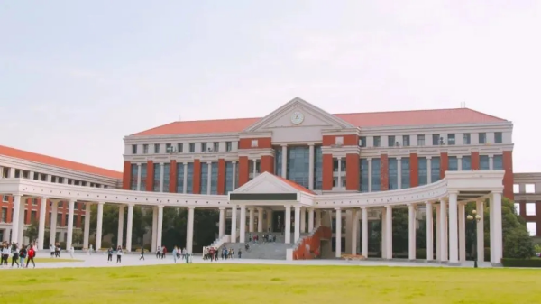 （来源：看头条网）