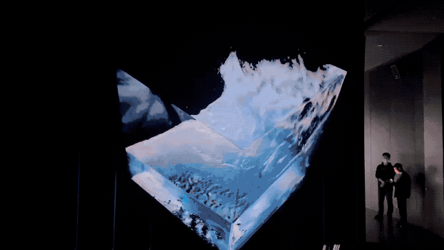 △商汤科技AIDC展厅中的裸眼3D展示