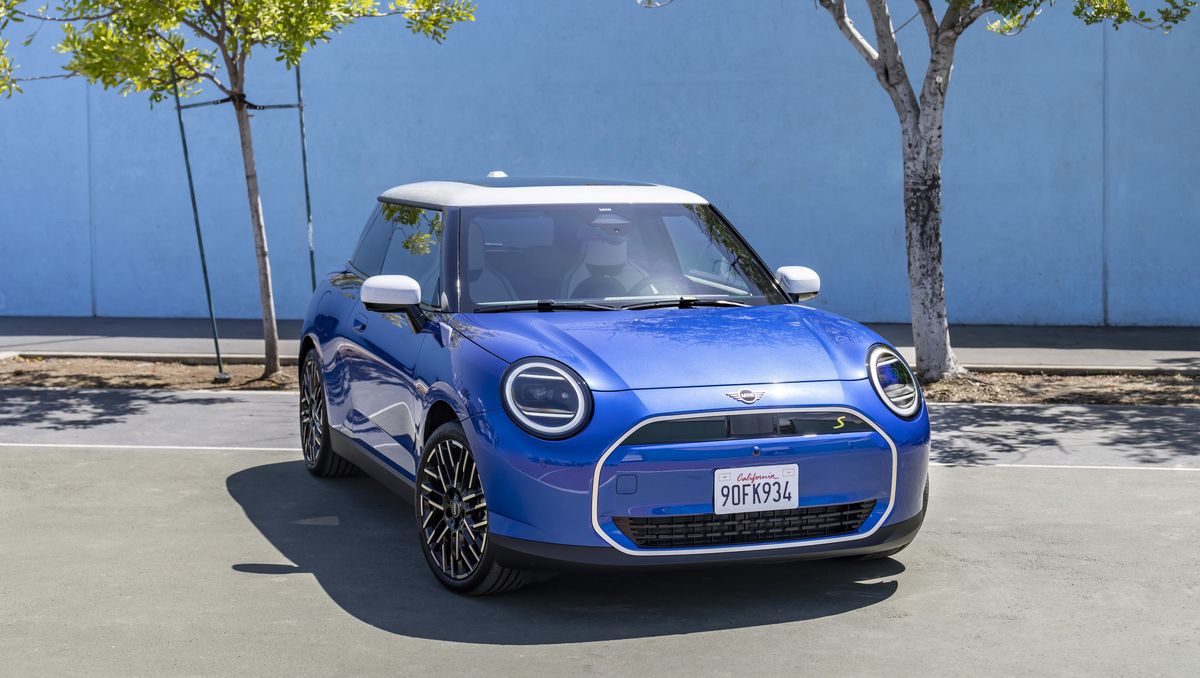 全新mini cooper ev 电动车官图发布,明年国内上市_新浪科技_新浪网