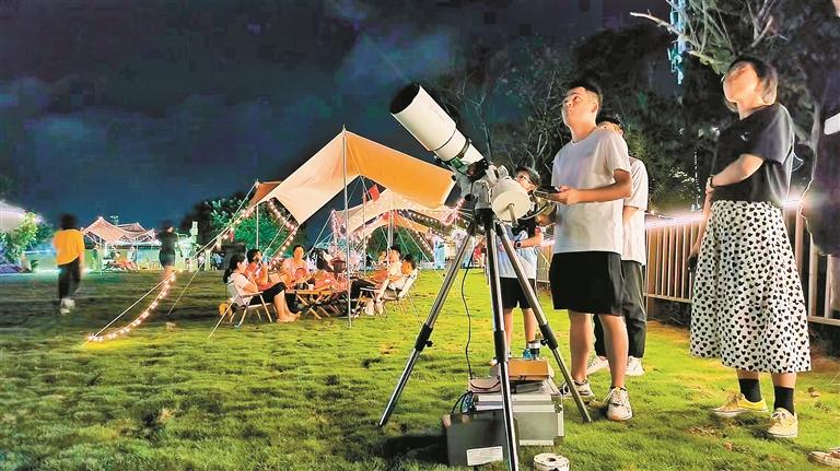 西涌力高乐园举行的观星活动.受访者供图