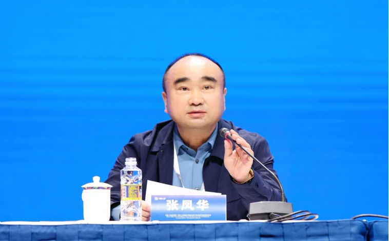 吉林生物研究院院长张凤华介绍研究成果及社会价值