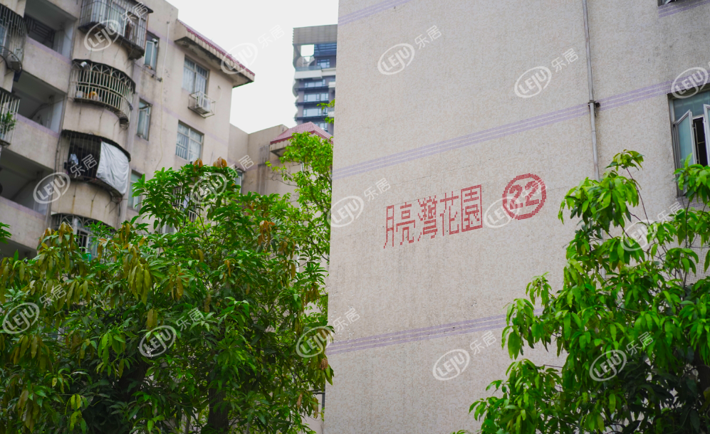 月亮灣花園（樂居攝於23.04）