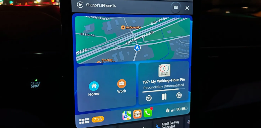 福特承诺继续支持苹果 CarPlay 车载，与通用汽车反向而行