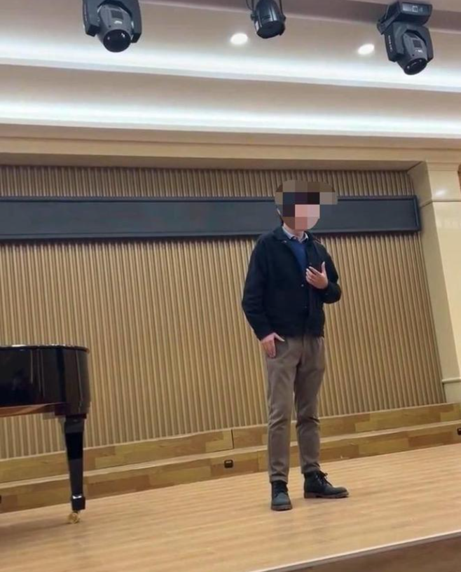 教师留遗书后坠楼 校方:确认死亡,是跳楼,会按程序处理