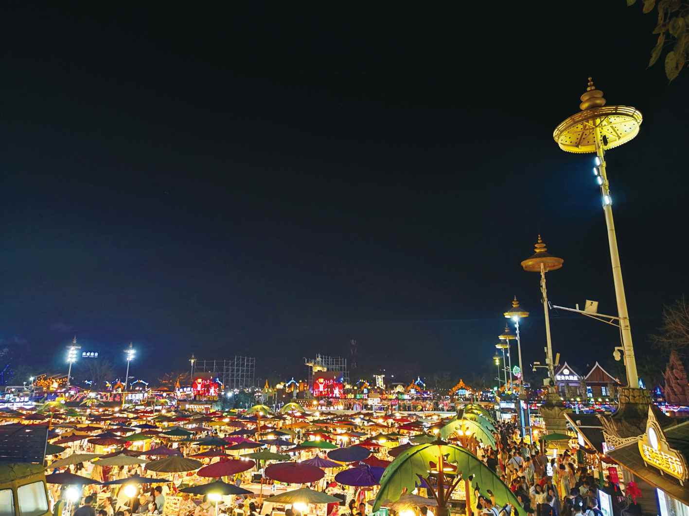 旅拍夜市经济带火告庄西双景|西双版纳傣族自治州_新浪财经_新浪网