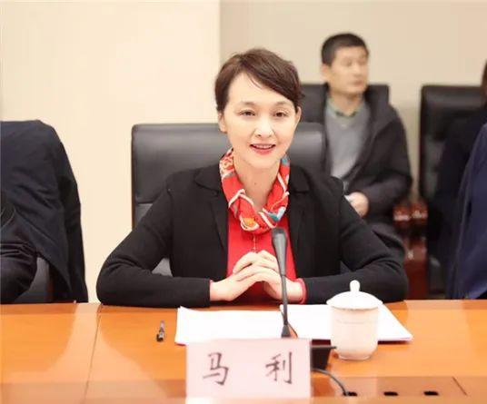 中共党员,现任济南日报报业集团党委书记,董事长,济南日报社社长,拟