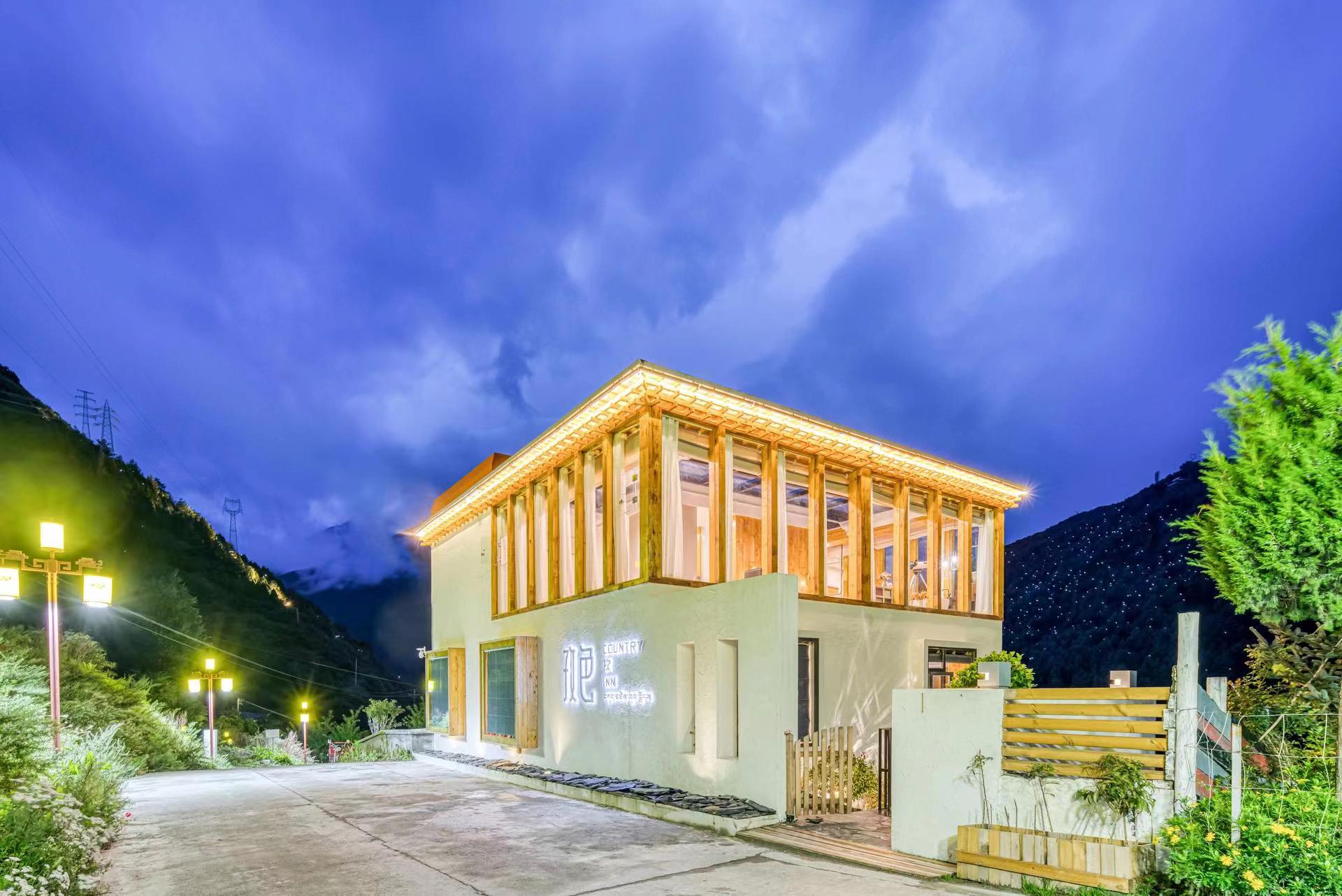 产业| 特色民宿成康定乡村旅游强劲引擎|民宿_新浪财经_新浪网