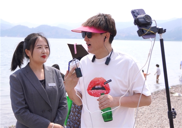 图:二晨、十三姨、马晓伟、沈一涵等10位快手达人深入探访玉溪之美