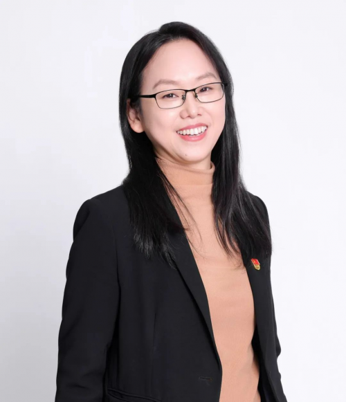 软件研发中心资深信息技术专家?张兰英