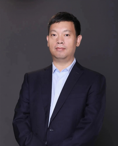 软件研发中心总经理 胡军锋