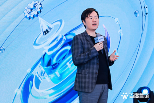 百度集团资深副总裁、百度移动生态事业群组（MEG）总经理何俊杰