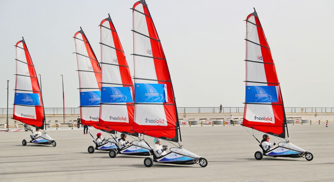 第三届全国陆地风帆车公开赛在秦皇岛开赛_新浪财经_新浪网