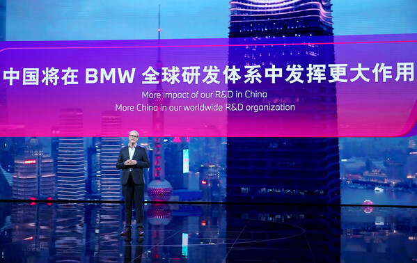 　　宝马集团董事，负责研发 韦博凡