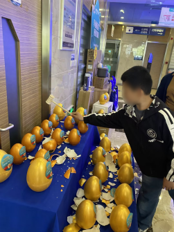 图：院内患者参与活动现场