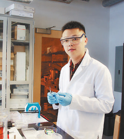 青年科学家侯旭:在微观世界里建造"液体之门"|侯旭|化学|科研_新浪
