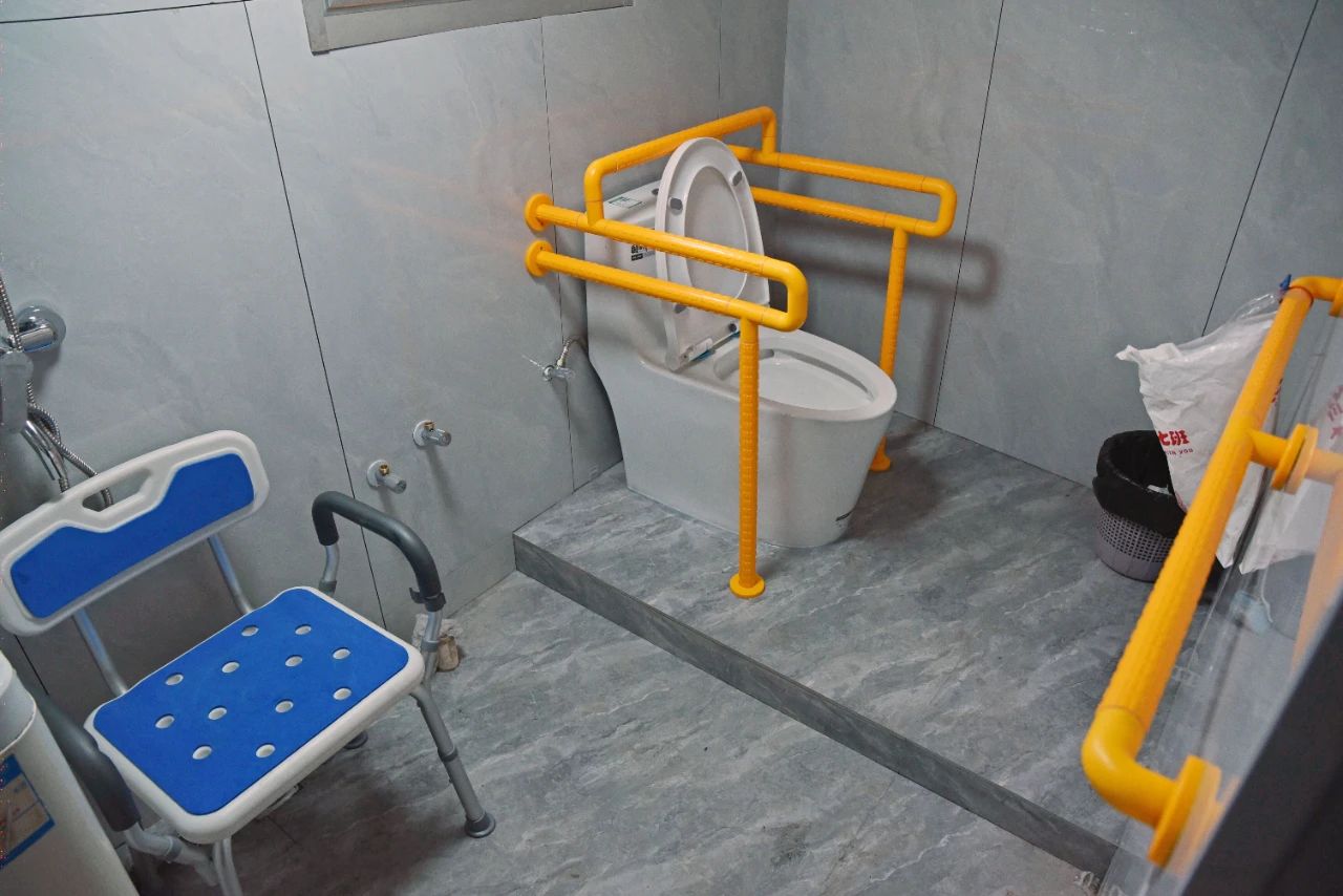 暖心!蕉城无障碍改造让残疾人生活有"爱"无"碍"_新浪财经_新浪网