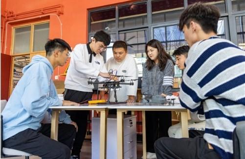 （来源：看头条网）