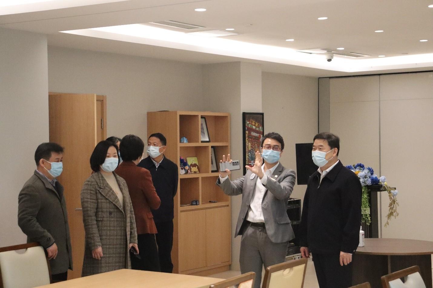 （来源：看头条网）