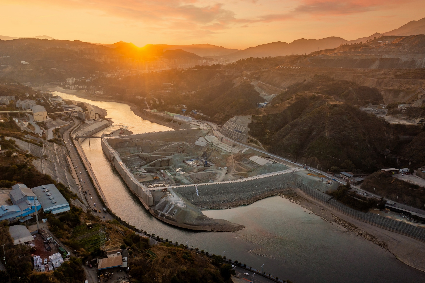 金沙江银江水电站项目建设现场.(川投能源攀枝花水电公司供图)