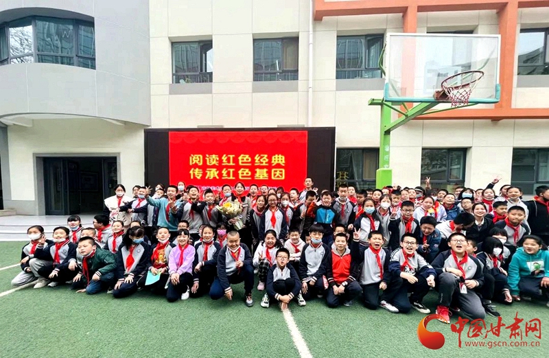 图为兰州市城关区柏道路小学活动现场