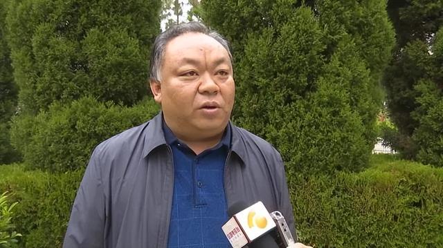 《务实扎实的好书记——记大姚县湾碧乡党委书记李忠凯》介绍了他的