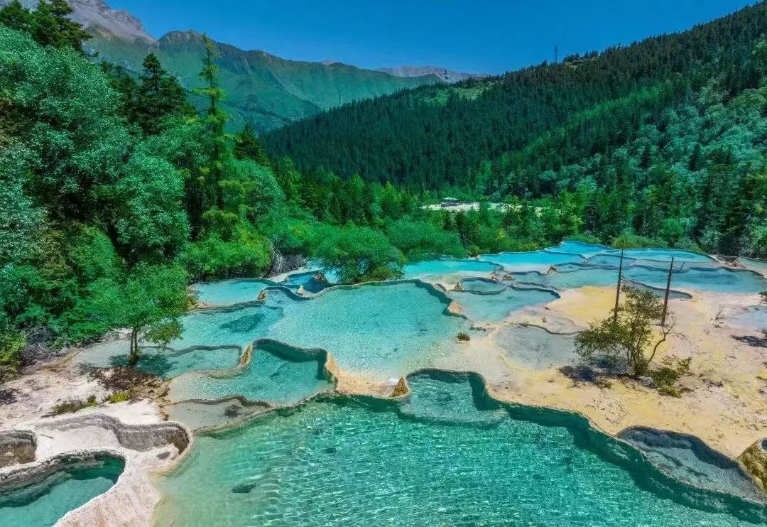 "五彩池的呼吸"——黄龙彩池冬春季水量较少的原因竟是这样_新浪财经_