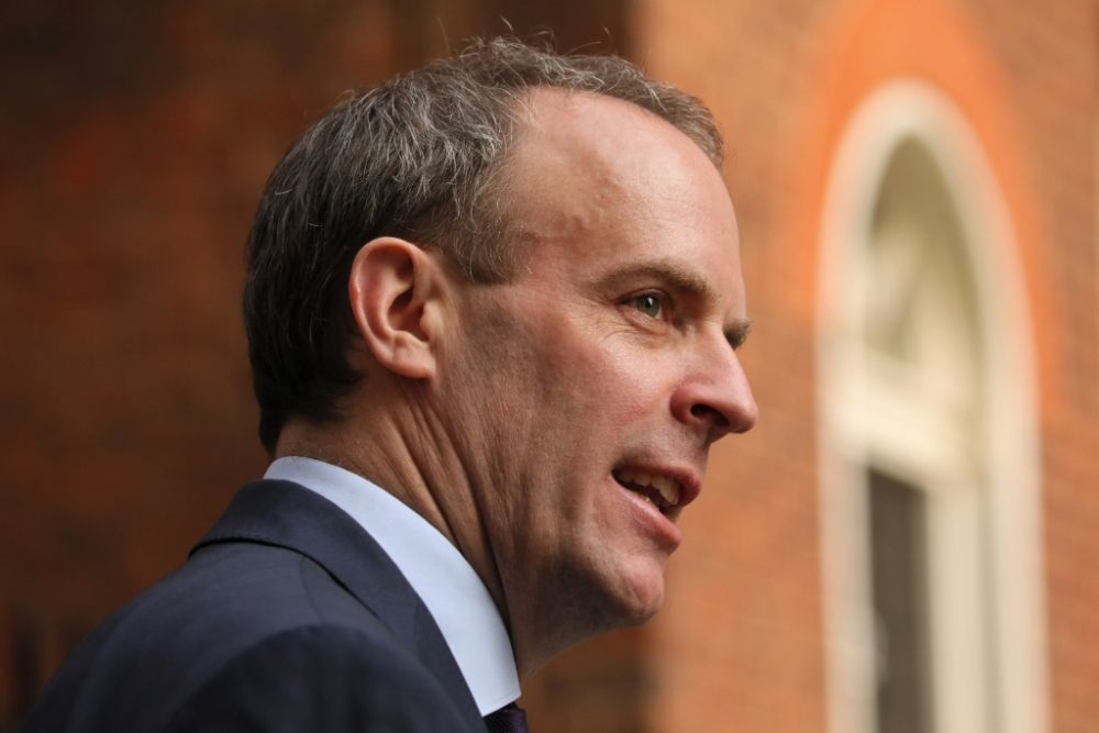 英国副首相拉布因"职场霸凌"丑闻辞职|拉布_新浪财经_新浪网