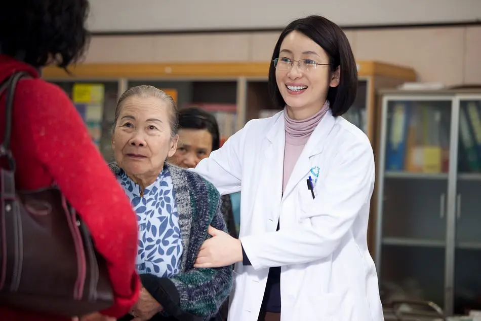 失能老人背后的医养困境|孙黎_新浪财经_新浪网