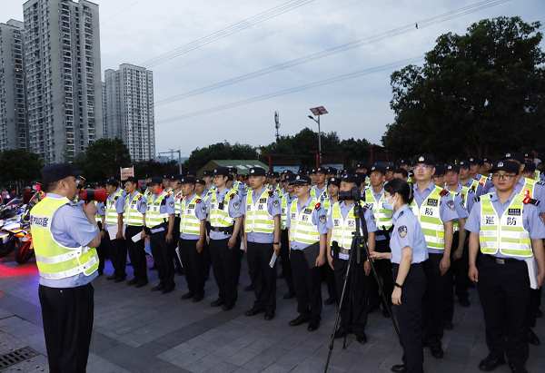 高新公安启动仪式现场 高新区公安分局供图