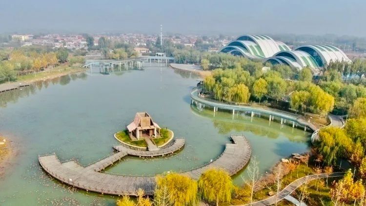 宁晋县体育公园冬景航拍图.孙亚伟摄