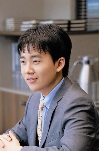 《平凡之路》央视定档 郭麒麟金晨演绎打工人日常