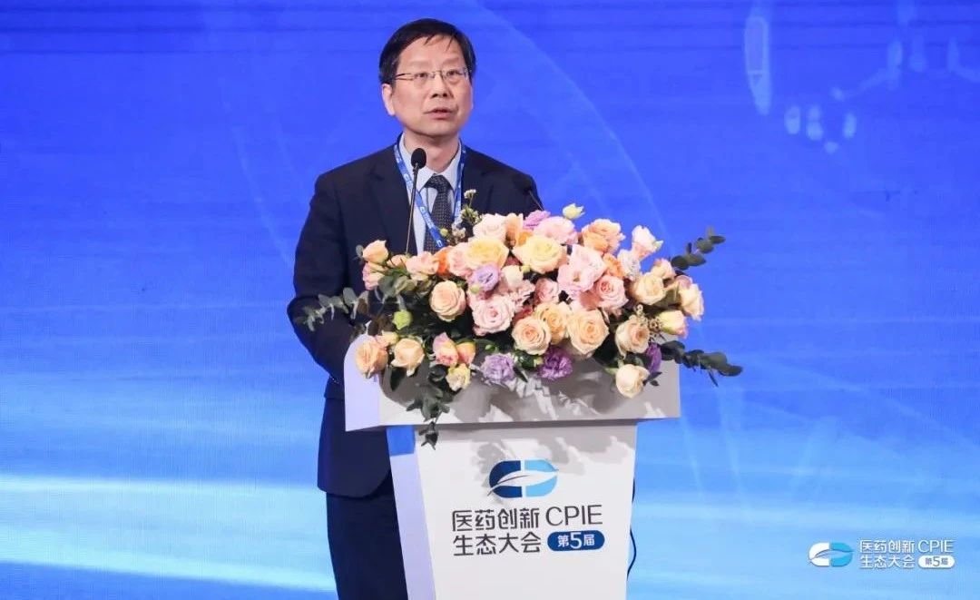 张江集团副总经理王凯荣