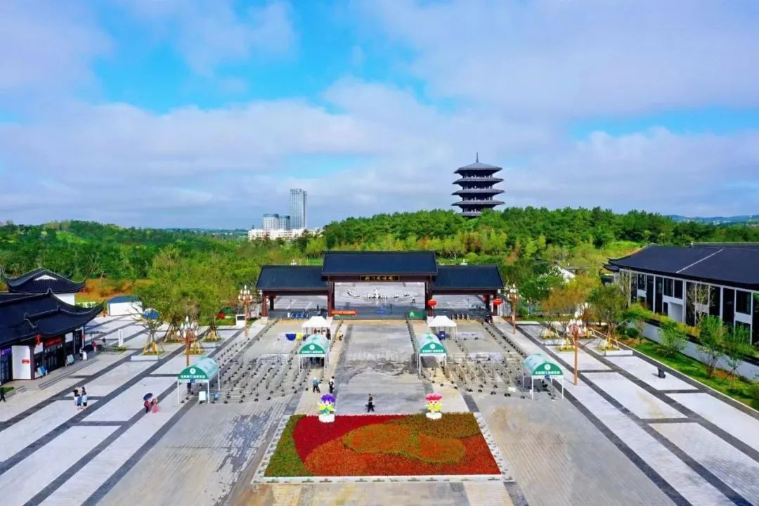 荆门园博园文旅景点等您打卡跑卡丁车赏荆门景抒写浪漫非凡的荆门圣境