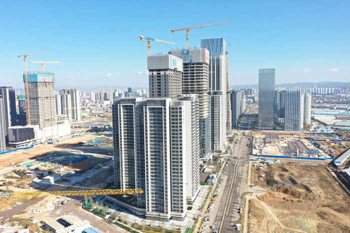 昆明巫家坝核心区域地标建筑主体结构封顶