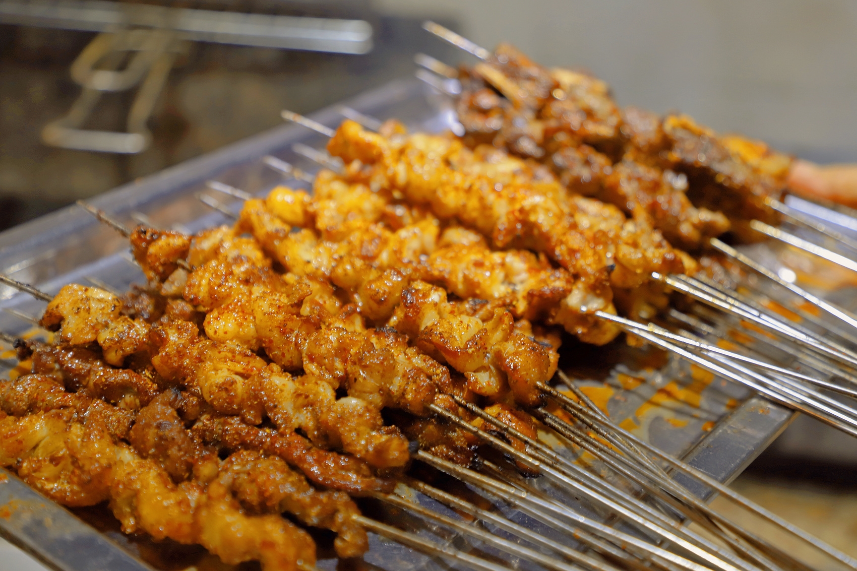 烤羊肉串是利州烧烤的代表.利州融媒体中心供图