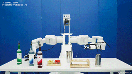 抓取物体（腾讯供图）