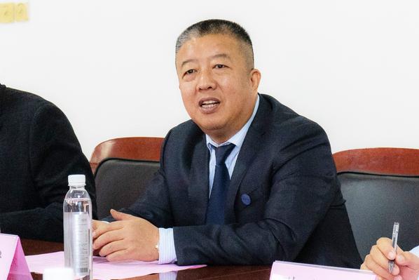 孙彤宇出席校企签约仪式,与嘉宾共话"学校 集团"市场化引才机制|山东