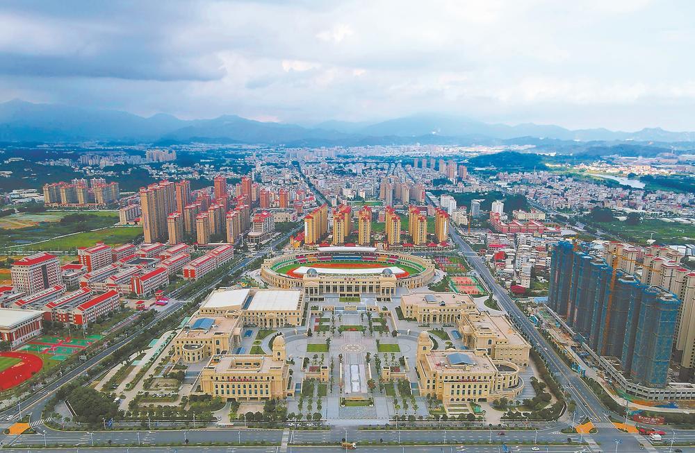 长泰区城市地标——文体中心 徐伟林 摄