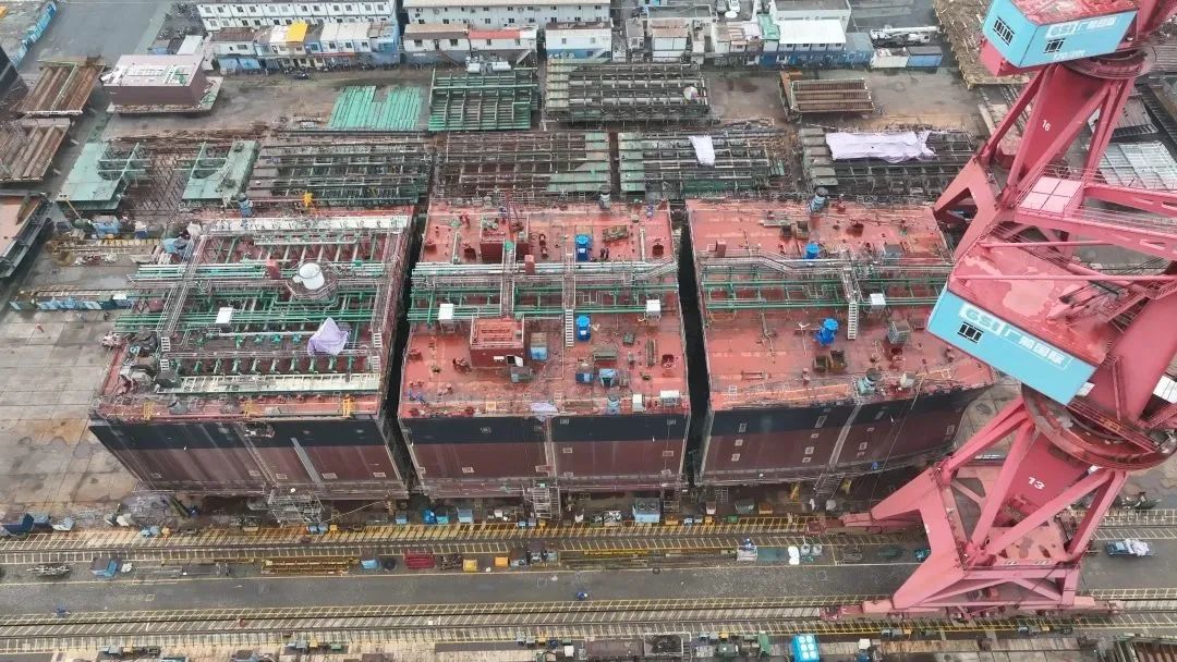 科普船舶|铺龙骨?焊钢板?out了,大船现在这样造|船舶_新浪财经_新浪网