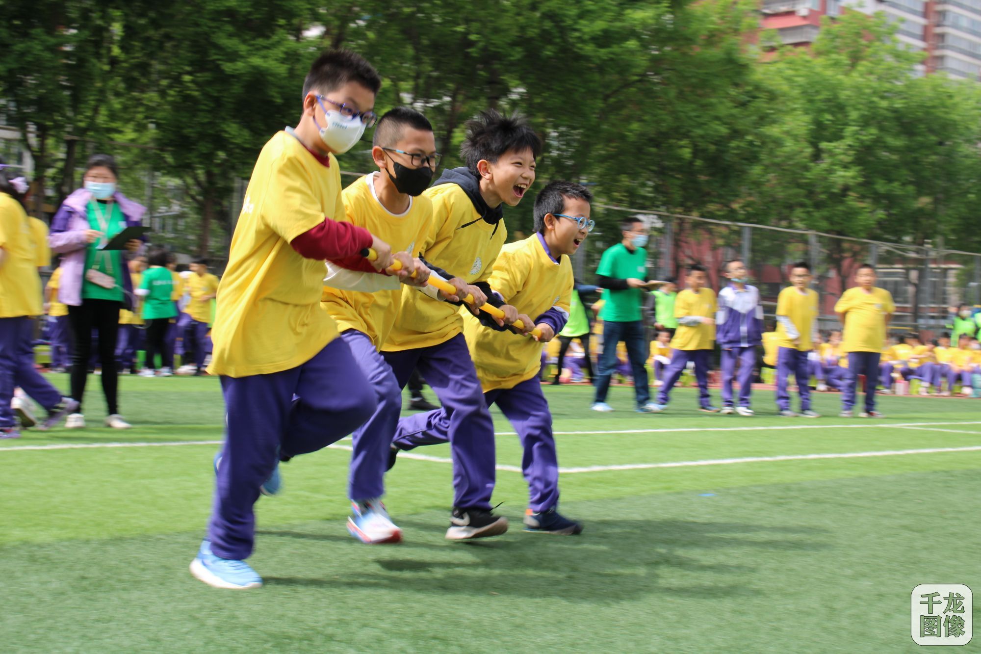 旋风跑&nbsp;学校供图